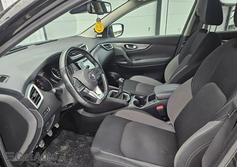 NISSAN Qashqai 1.3 DIG-T N-Connecta
