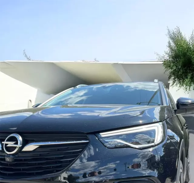 OPEL Grandland X 1.6 T PHEV 4x4 Ultimate