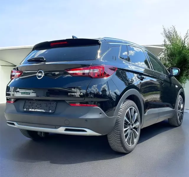 OPEL Grandland X 1.6 T PHEV 4x4 Ultimate