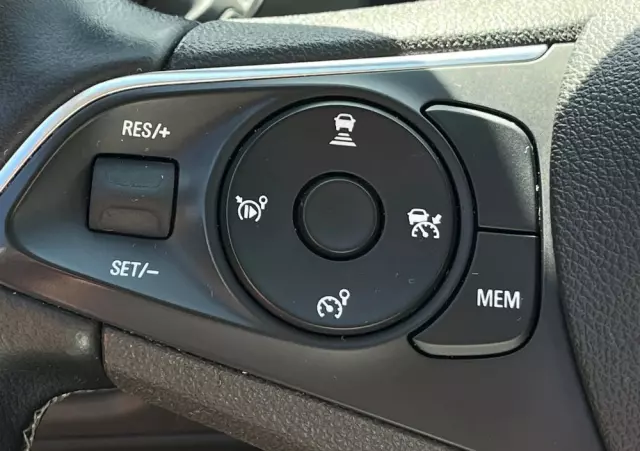 OPEL Grandland X 1.6 T PHEV 4x4 Ultimate