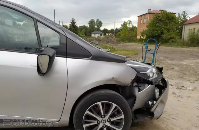 TOYOTA Yaris 1.5 20th Anniversary