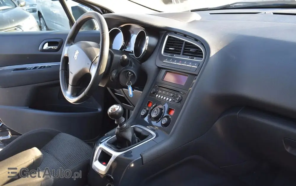 PEUGEOT 5008 HDI FAP 150 Premium