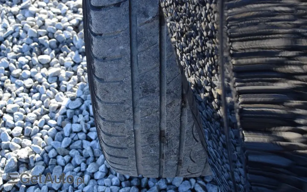 PEUGEOT 5008 HDI FAP 150 Premium