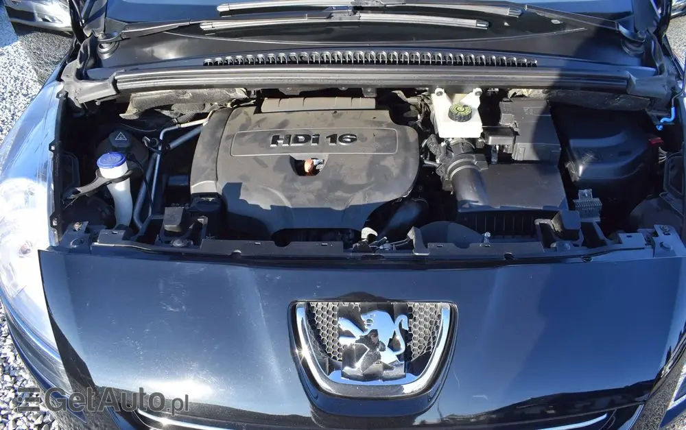 PEUGEOT 5008 HDI FAP 150 Premium