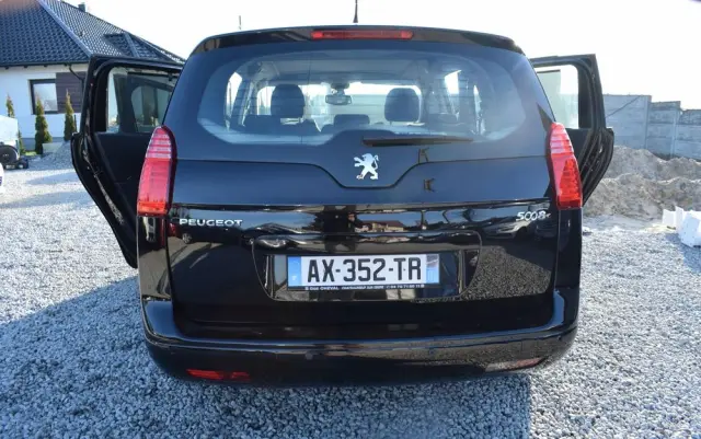 PEUGEOT 5008 HDI FAP 150 Premium