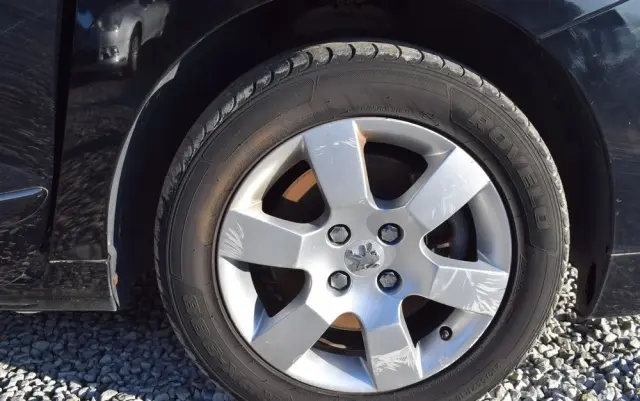 PEUGEOT 5008 HDI FAP 150 Premium