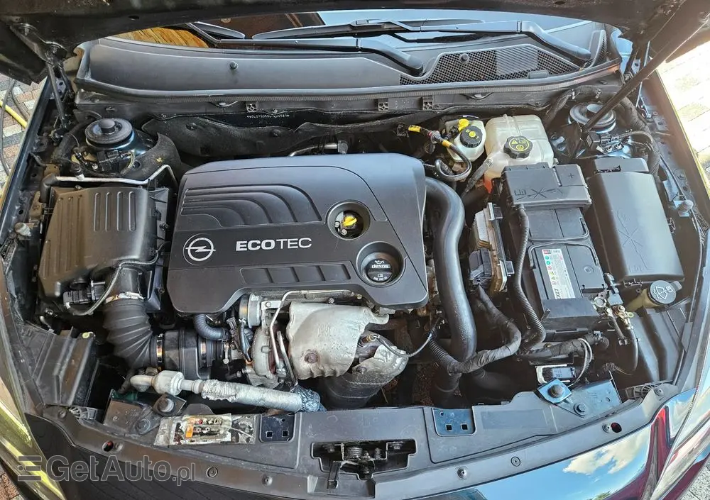 OPEL Insignia 1.6 T Cosmo S&S EU6