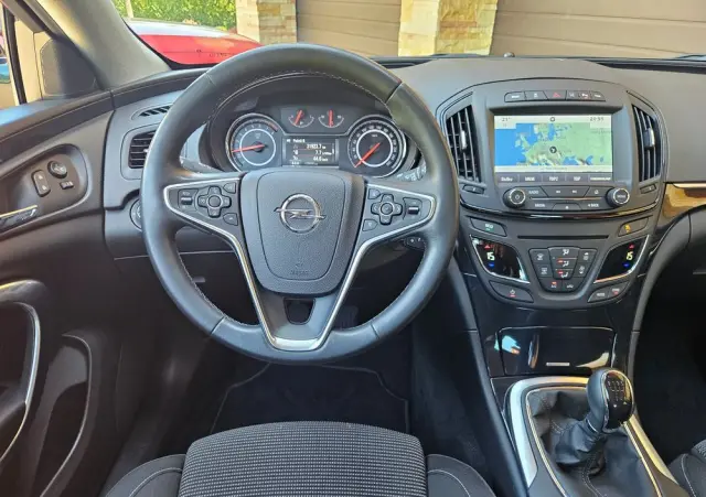 OPEL Insignia 1.6 T Cosmo S&S EU6