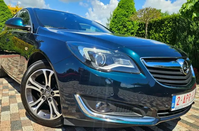 OPEL Insignia 1.6 T Cosmo S&S EU6