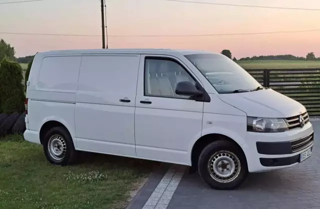 VOLKSWAGEN TRANSPORTER 