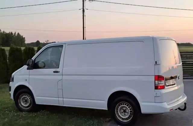 VOLKSWAGEN TRANSPORTER 