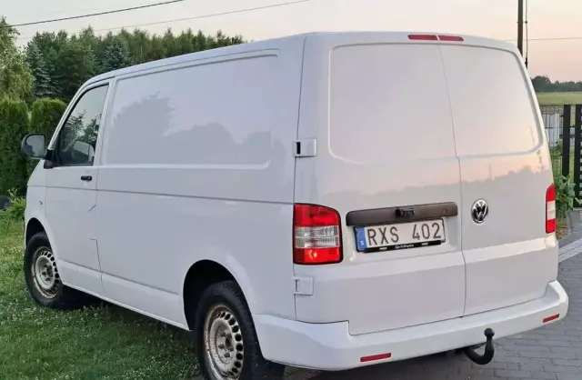 VOLKSWAGEN TRANSPORTER 