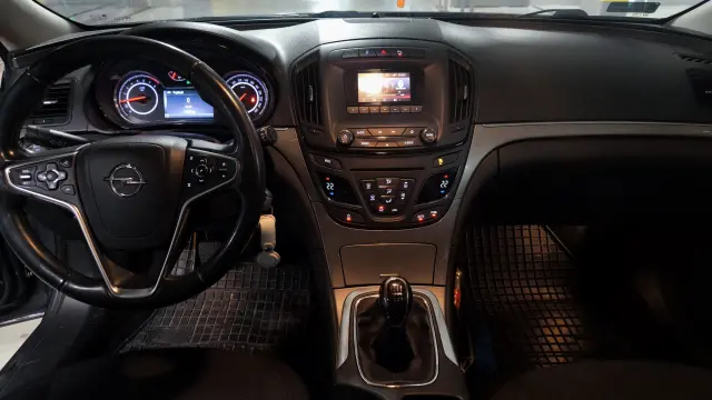 OPEL Insignia Edition S&S