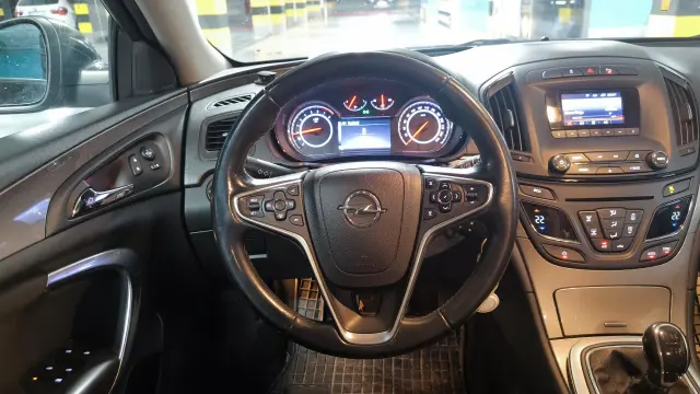 OPEL Insignia Edition S&S