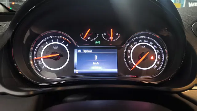 OPEL Insignia Edition S&S