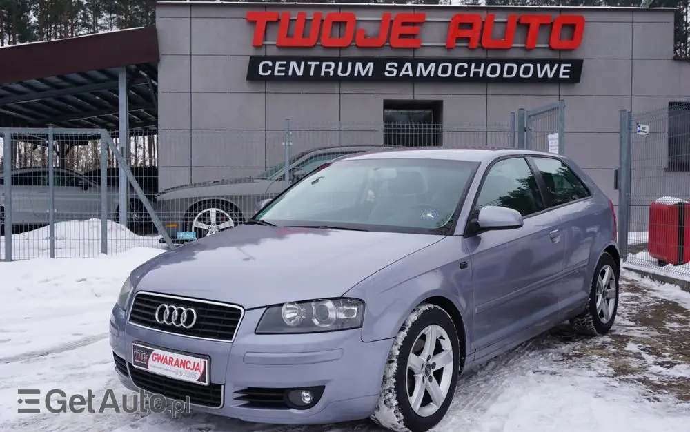 AUDI A3 3-drzwiowe 1.6 Ambiente