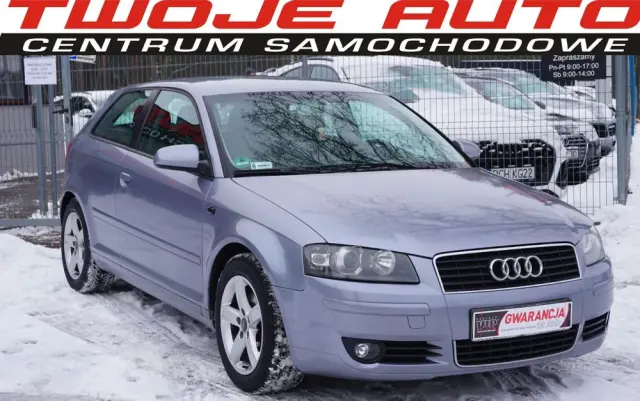 AUDI A3 3-drzwiowe 1.6 Ambiente