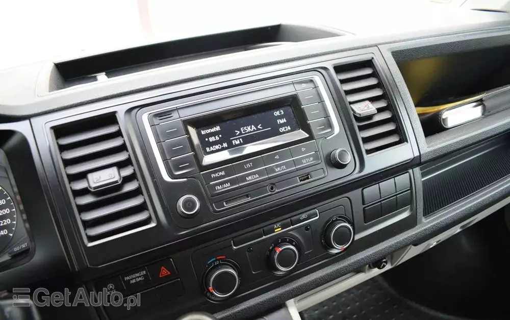 VOLKSWAGEN TRANSPORTER T6 DOKA 