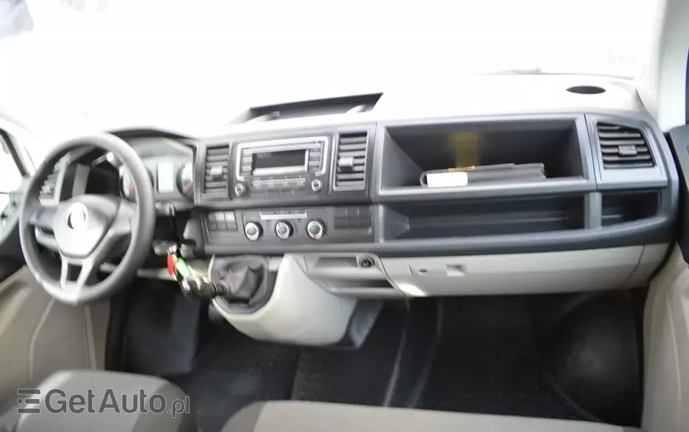 VOLKSWAGEN TRANSPORTER T6 DOKA 