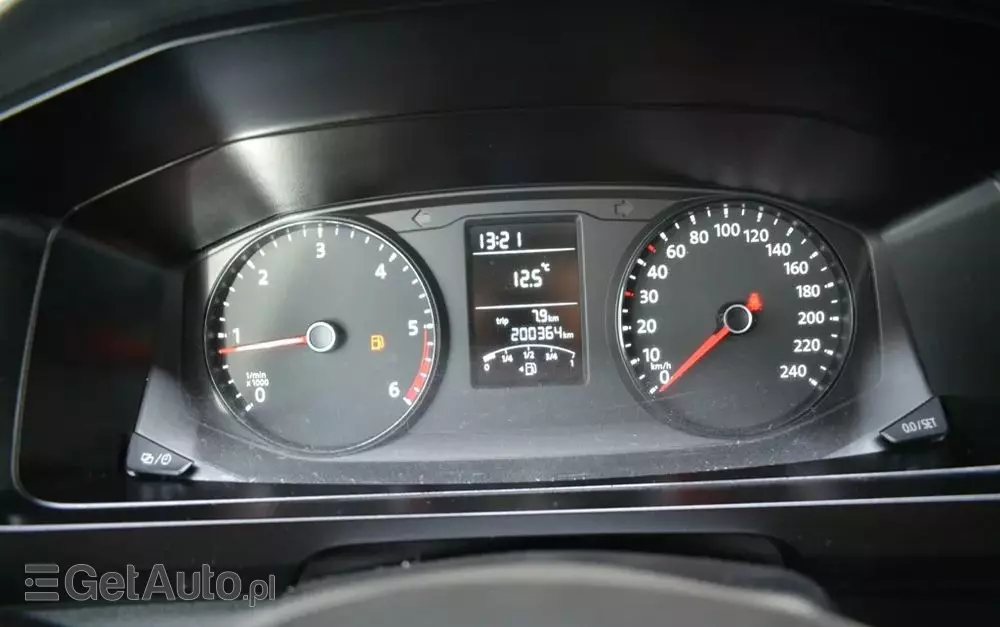 VOLKSWAGEN TRANSPORTER T6 DOKA 