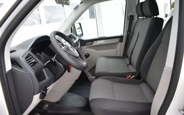 VOLKSWAGEN TRANSPORTER T6 DOKA 
