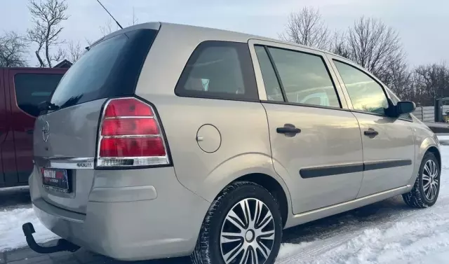 OPEL Zafira 