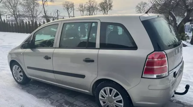 OPEL Zafira 