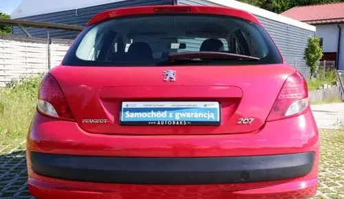 PEUGEOT 207 