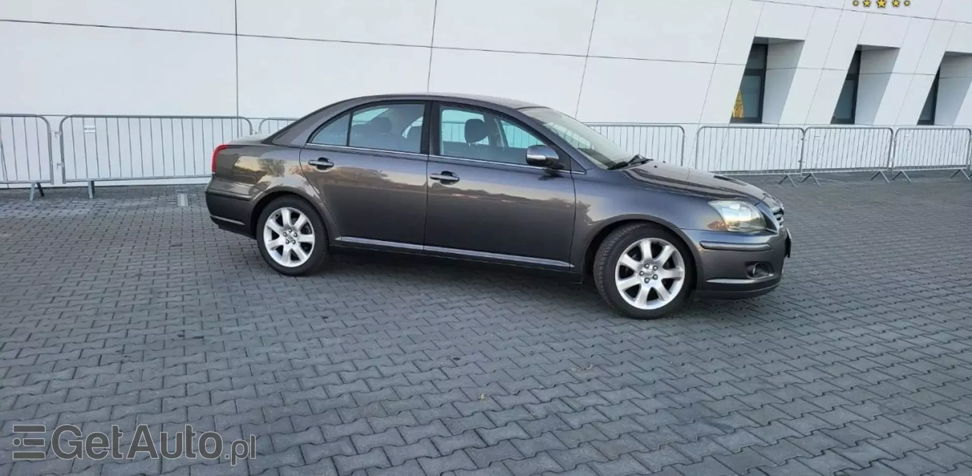 TOYOTA Avensis 