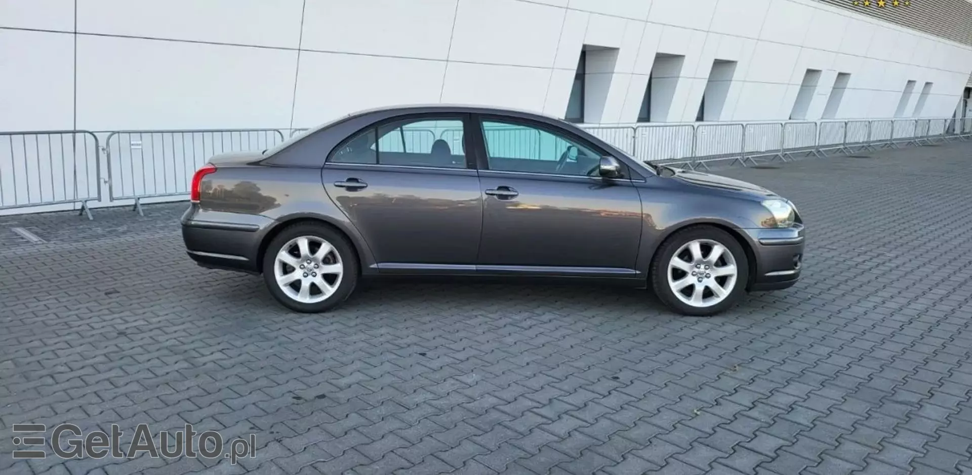 TOYOTA Avensis 