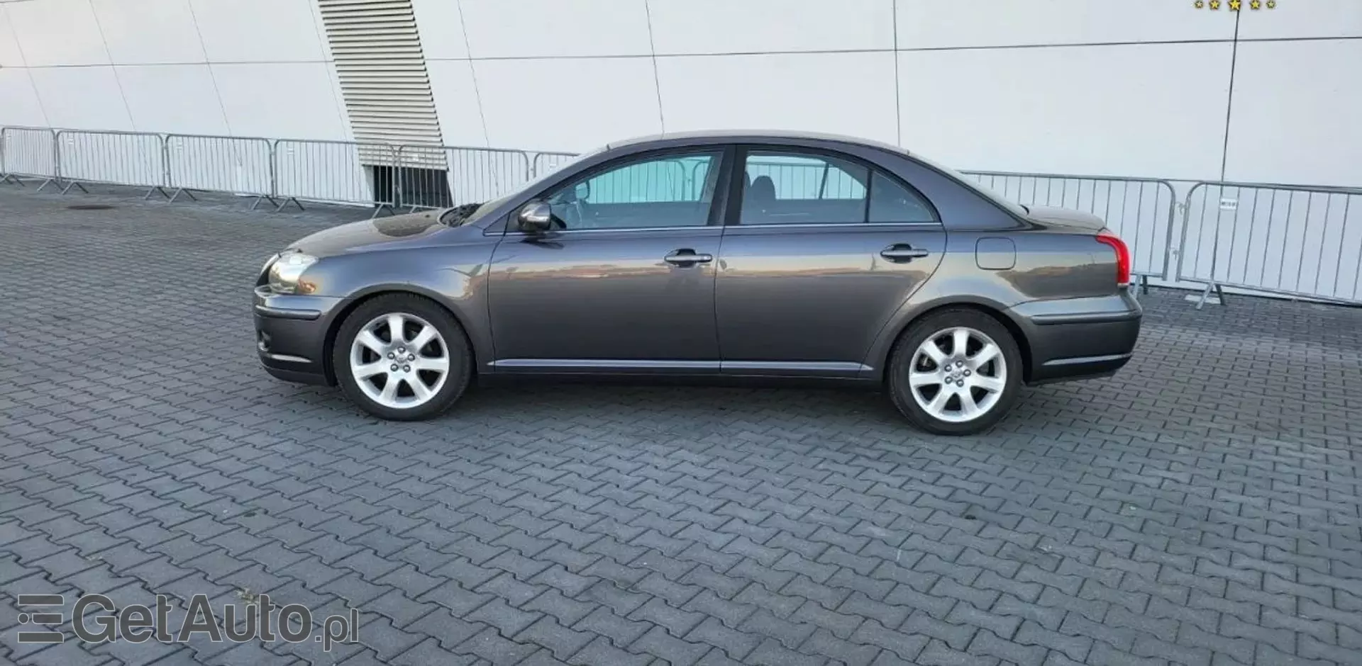 TOYOTA Avensis 