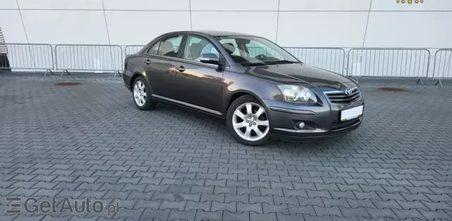 TOYOTA Avensis 