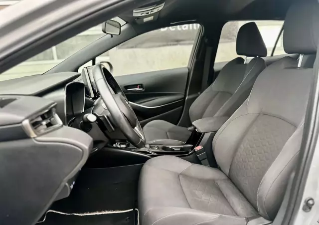 TOYOTA Corolla 2.0 Hybrid Comfort