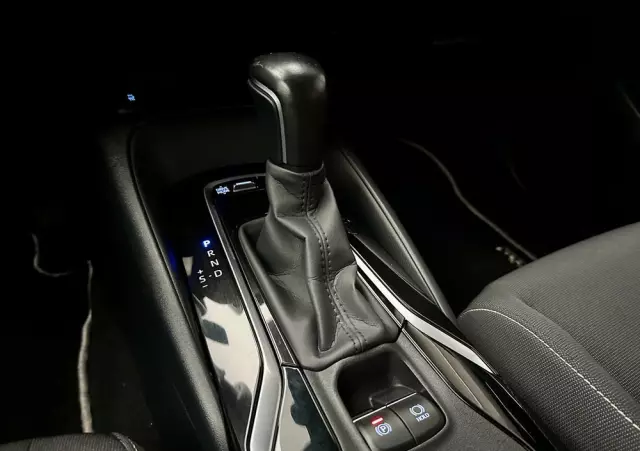 TOYOTA Corolla 2.0 Hybrid Comfort