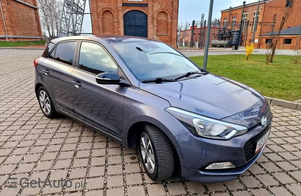 HYUNDAI I20 