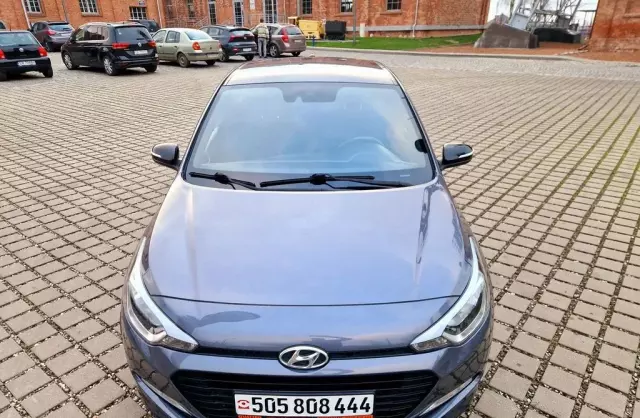 HYUNDAI I20 