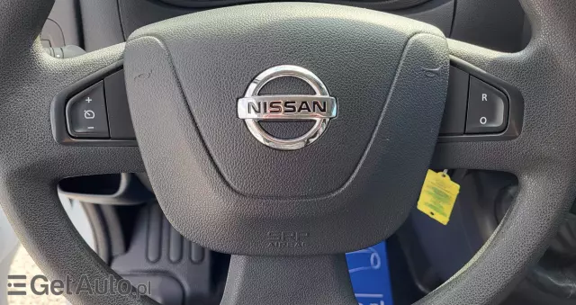 NISSAN NV400 