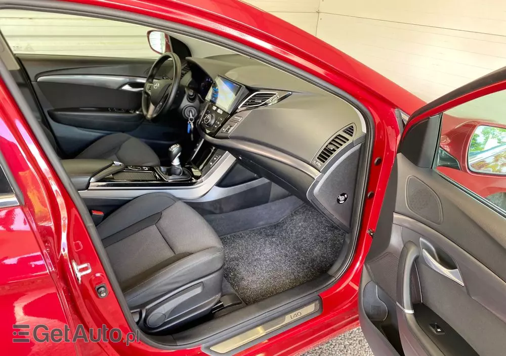 HYUNDAI I40 1.7 CRDi Comfort +