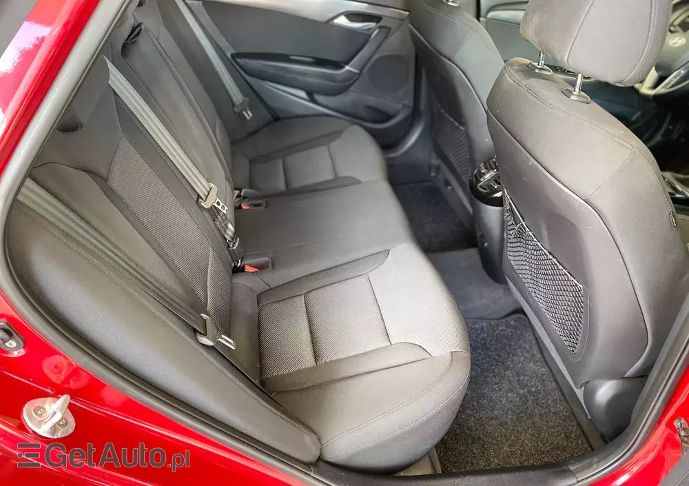 HYUNDAI I40 1.7 CRDi Comfort +