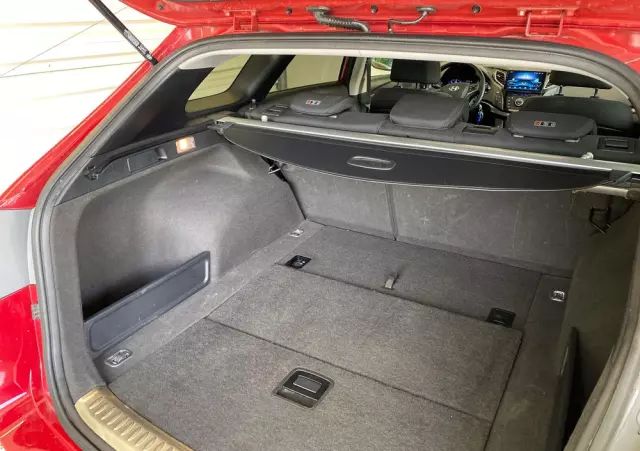 HYUNDAI I40 1.7 CRDi Comfort +