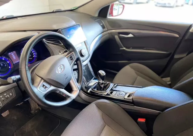 HYUNDAI I40 1.7 CRDi Comfort +