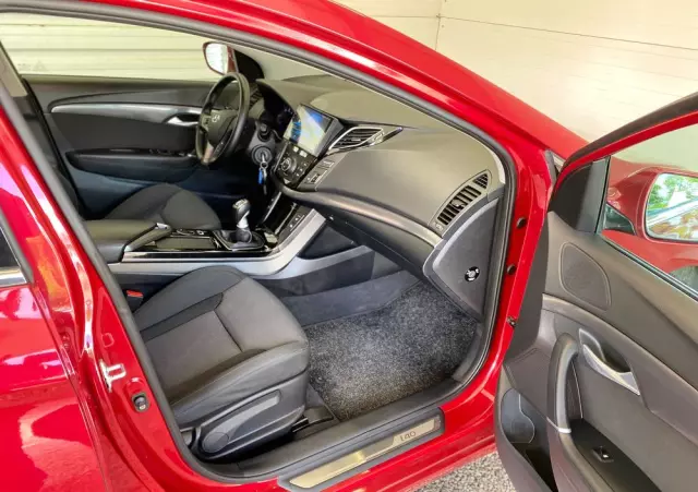 HYUNDAI I40 1.7 CRDi Comfort +