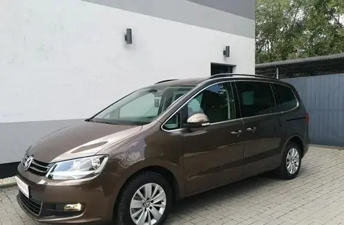 VOLKSWAGEN Sharan 