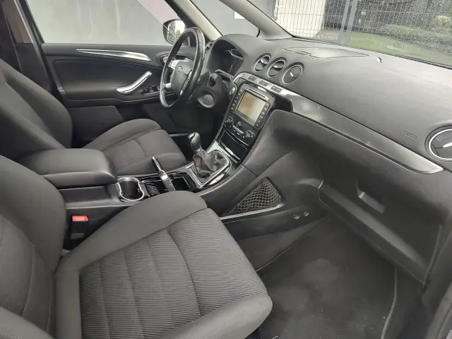 FORD S-Max Titanium