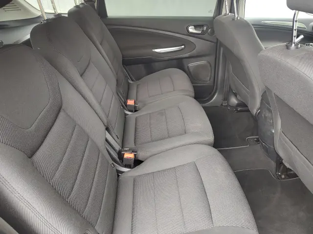 FORD S-Max Titanium