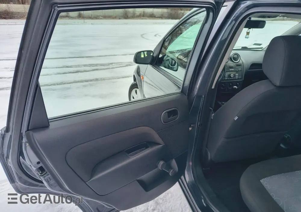 FORD Fiesta 1.4 Black Magic