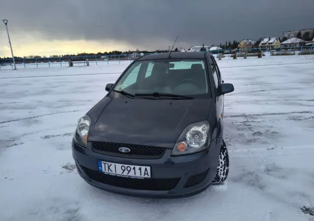 FORD Fiesta 1.4 Black Magic