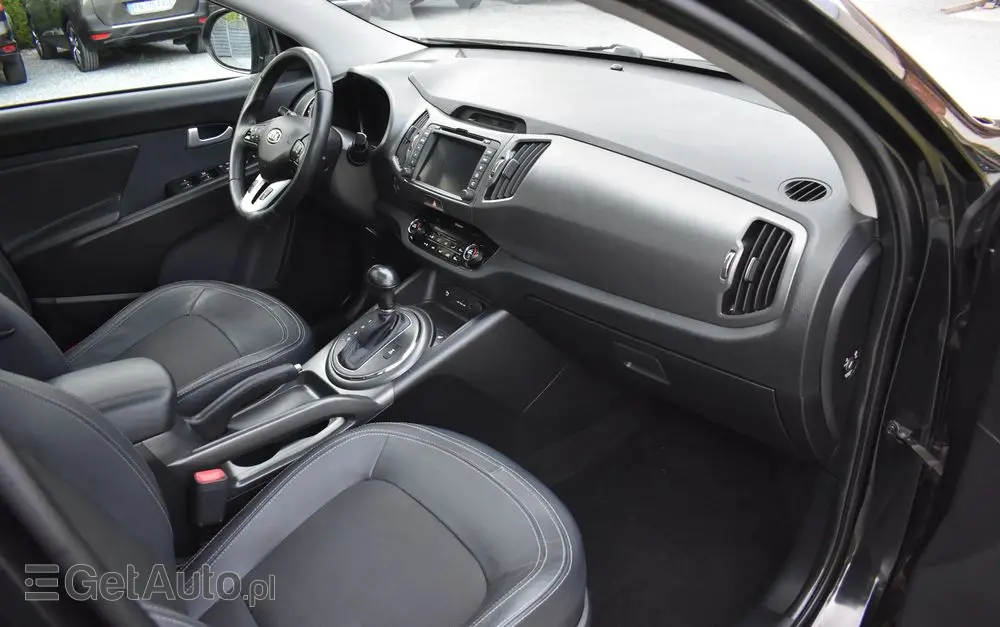 KIA Sportage 2.0 CRDI 4WD Automatik Vision