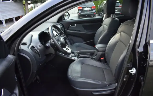 KIA Sportage 2.0 CRDI 4WD Automatik Vision