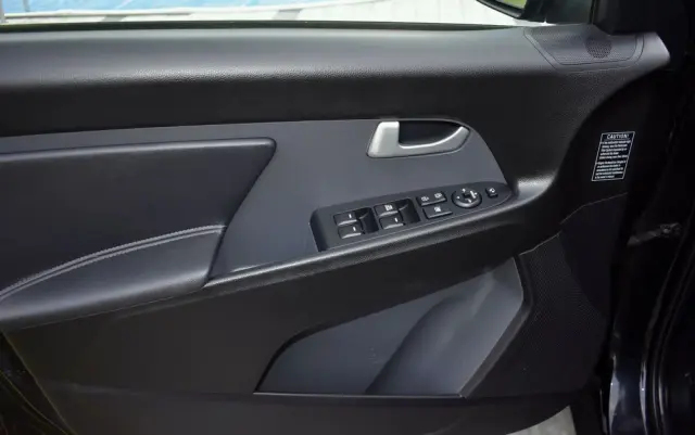 KIA Sportage 2.0 CRDI 4WD Automatik Vision